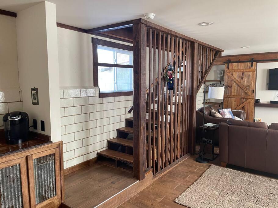 Pleasant Valley Farm Dairy Barn Writer'S Retreat コロンビア エクステリア 写真
